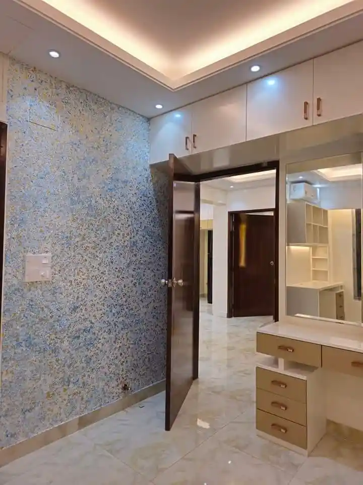 Elegant Bedroom Suite